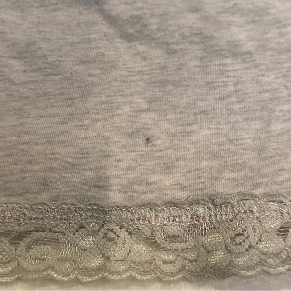 American Eagle Lace Cami - Picture 14 of 15